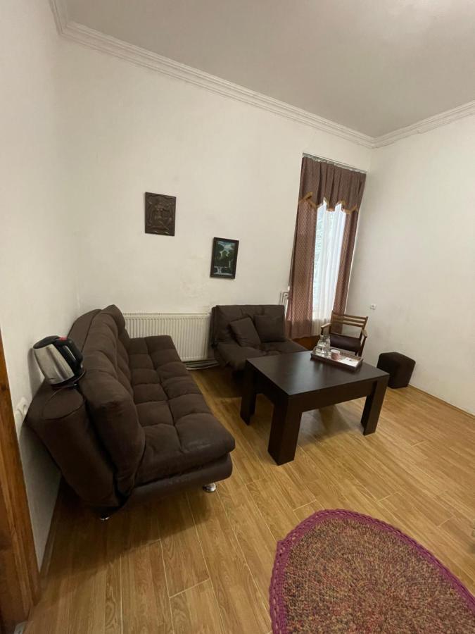 Leila Apartment Τυφλίδα Εξωτερικό φωτογραφία