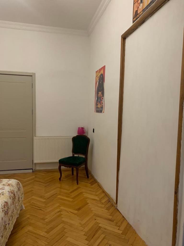 Leila Apartment Τυφλίδα Εξωτερικό φωτογραφία
